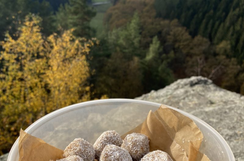 Energy balls aux dattes et noix de cajou